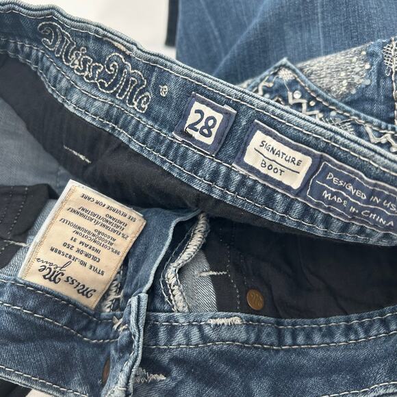 VTG y2k Womens Low Rise Bedazzled Miss Me Blue Denim Signature Bootcut Jeans~ 28 - Picture 4 of 8